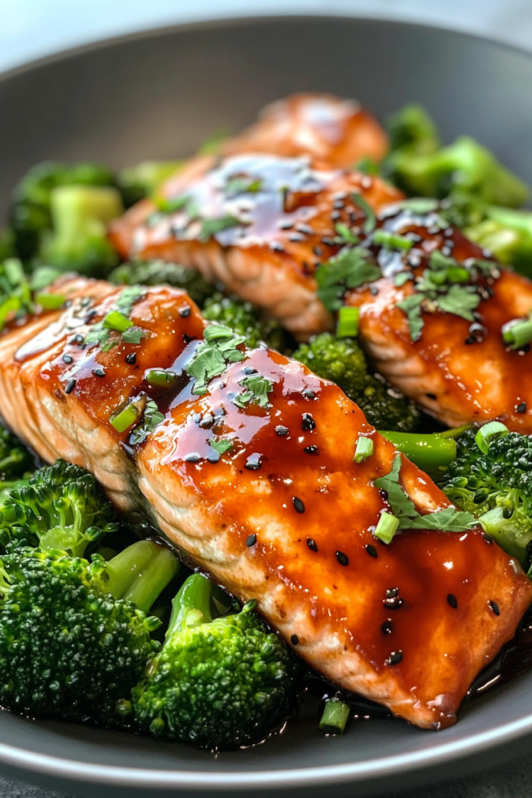 Teriyaki Glazed Salmon & Broccoli – A Flavorful, Healthy Asian Salmon Recipe